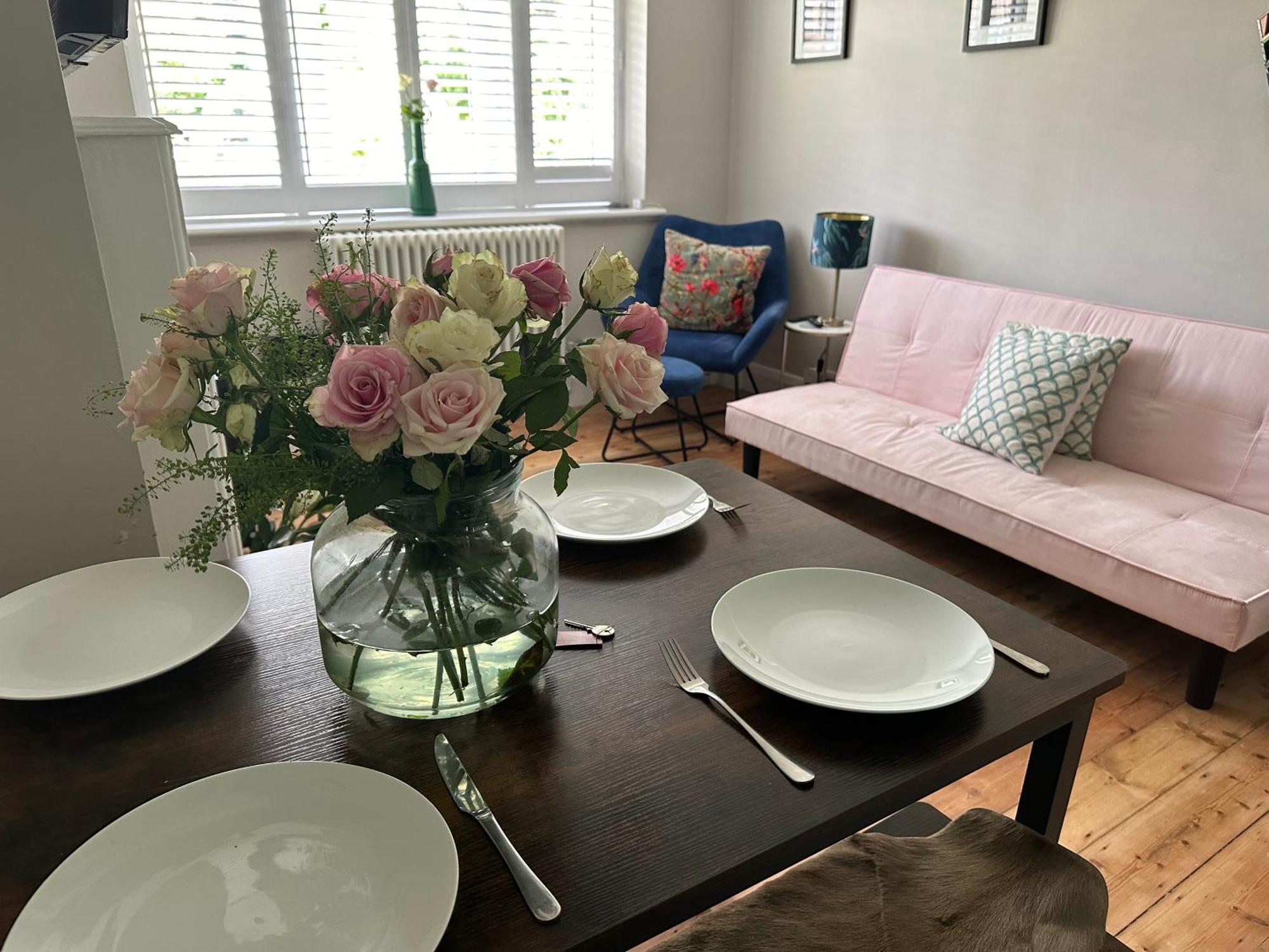 Apartamento Tower Bridge, Boutique, Shad Thames Butlers Wharf Secure Parking , Balcony View Of Shard, Luxury With Van Parking Upto 4 Vans Ideal For Builders Shopfitters Secure Cctv Londres Exterior foto